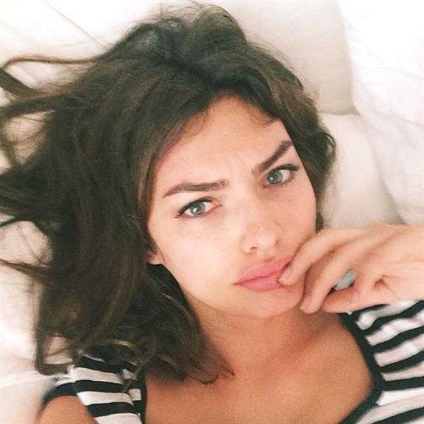 Alyssa Miller taking a selfie