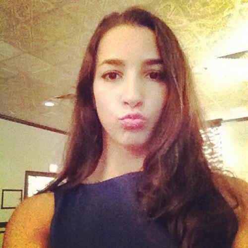 Aly Raisman taking a selfie