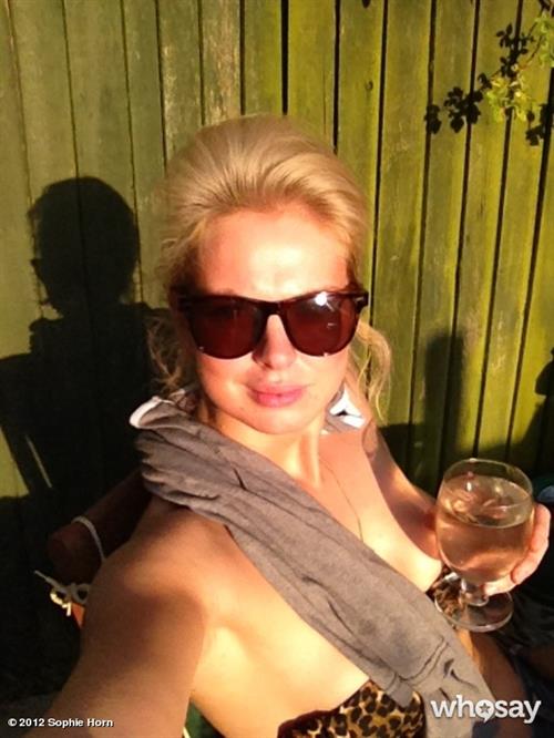 Sophie Horn taking a selfie