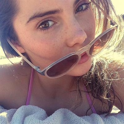 McKayla Maroney taking a selfie