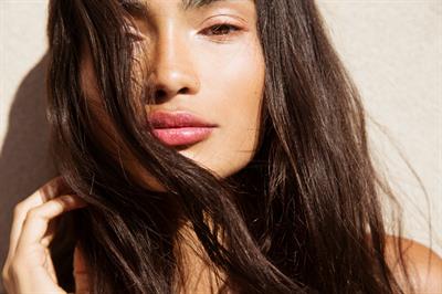 Kelly Gale