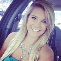 Kayla Garvey taking a selfie