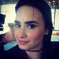 Demi Lovato taking a selfie