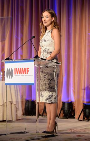 Olivia Wilde debuts her small baby bump while attending the 2013 International Women’s Media Foundation’s Courage in Journalism Awards at the Beverly Hills Hotel on Tuesday (October 29, 2013) in Beverly Hills, Calif.