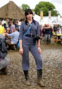 Daisy Lowe