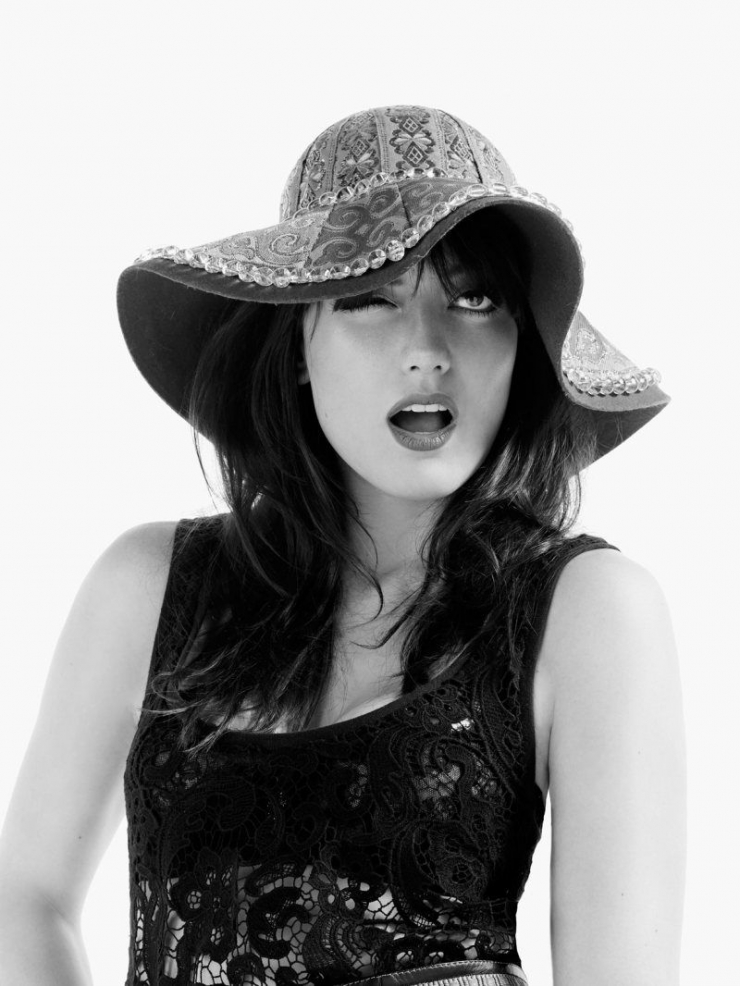 Daisy Lowe