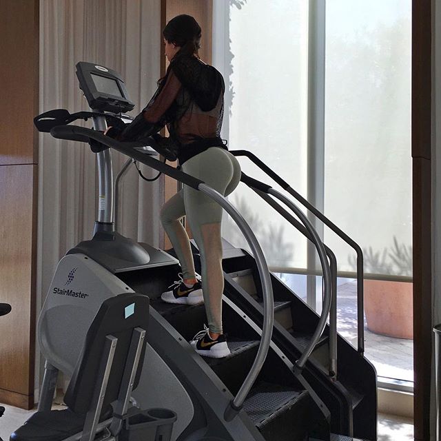 Jen Selter in Yoga Pants - ass