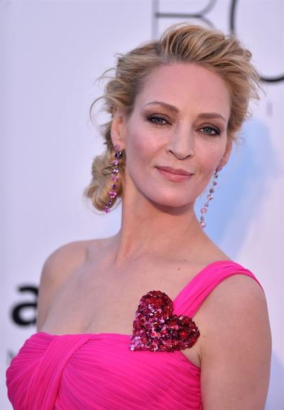 Uma Thurman in a pink dress - amfAR