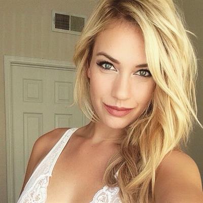 Paige Spiranac taking a selfie