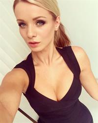Ekaterina Enokaeva taking a selfie