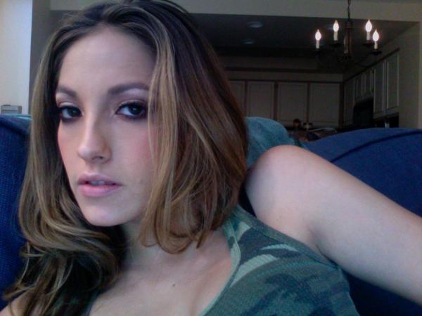 Jenna Haze taking a selfie
