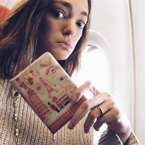 Sofia Sanchez de Betak taking a selfie