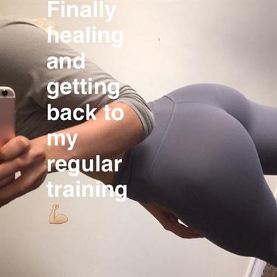 Amanda Bennett in Yoga Pants taking a selfie and - ass