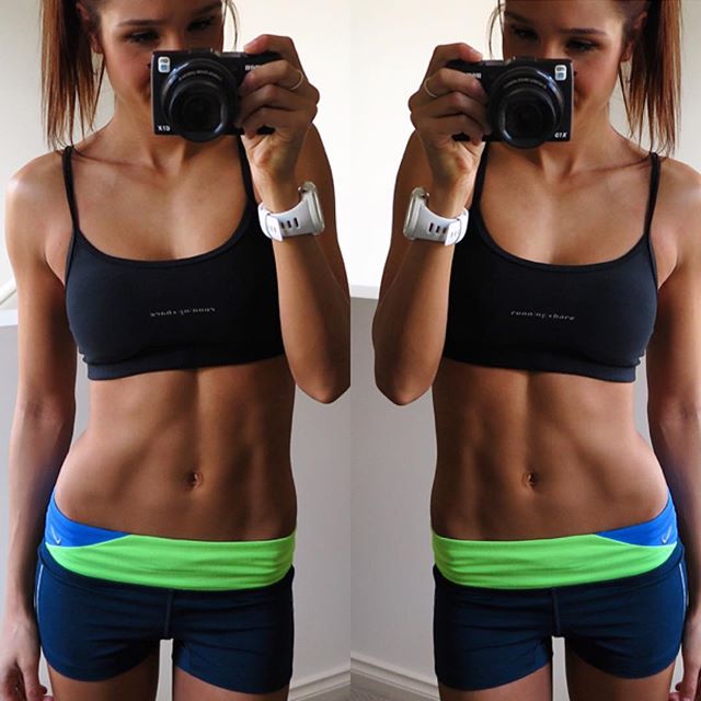 Kayla Itsines taking a selfie