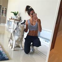 Kayla Itsines taking a selfie