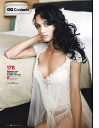 Angela Jonsson in lingerie