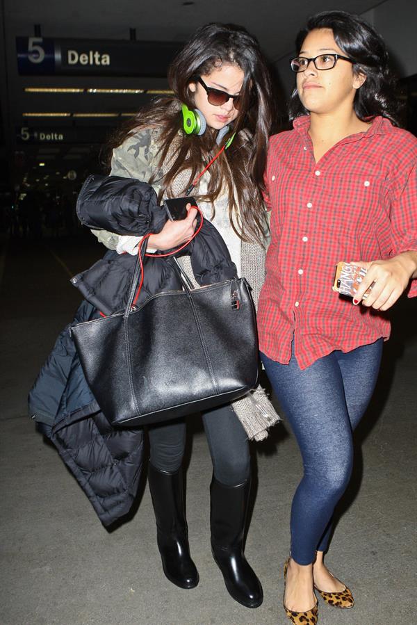 Selena Gomez – LAX airport arrival in LA 1/5/13 