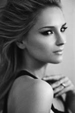 Rachael Leigh Cook