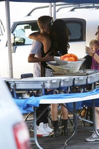 Selena Gomez - On the set of 'Feed the Dog' in Los Angeles Augusts 29, 2012