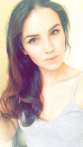 Alexis Young taking a selfie