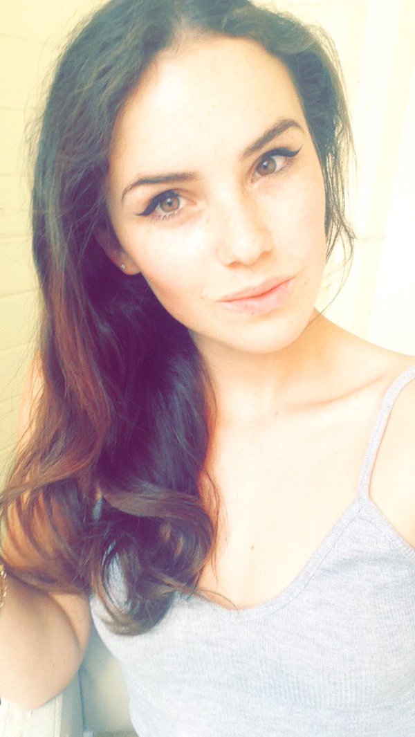 Alexis Young taking a selfie