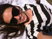 Alexis Young taking a selfie