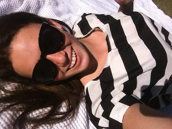 Alexis Young taking a selfie