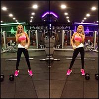 Yanita Yancheva taking a selfie