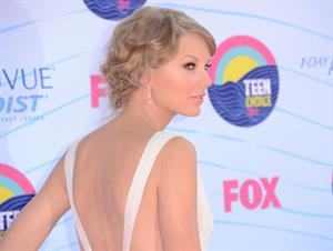 Taylor Swift at the 2012 Teen Choice Awards in Universal City July 22, 2012 