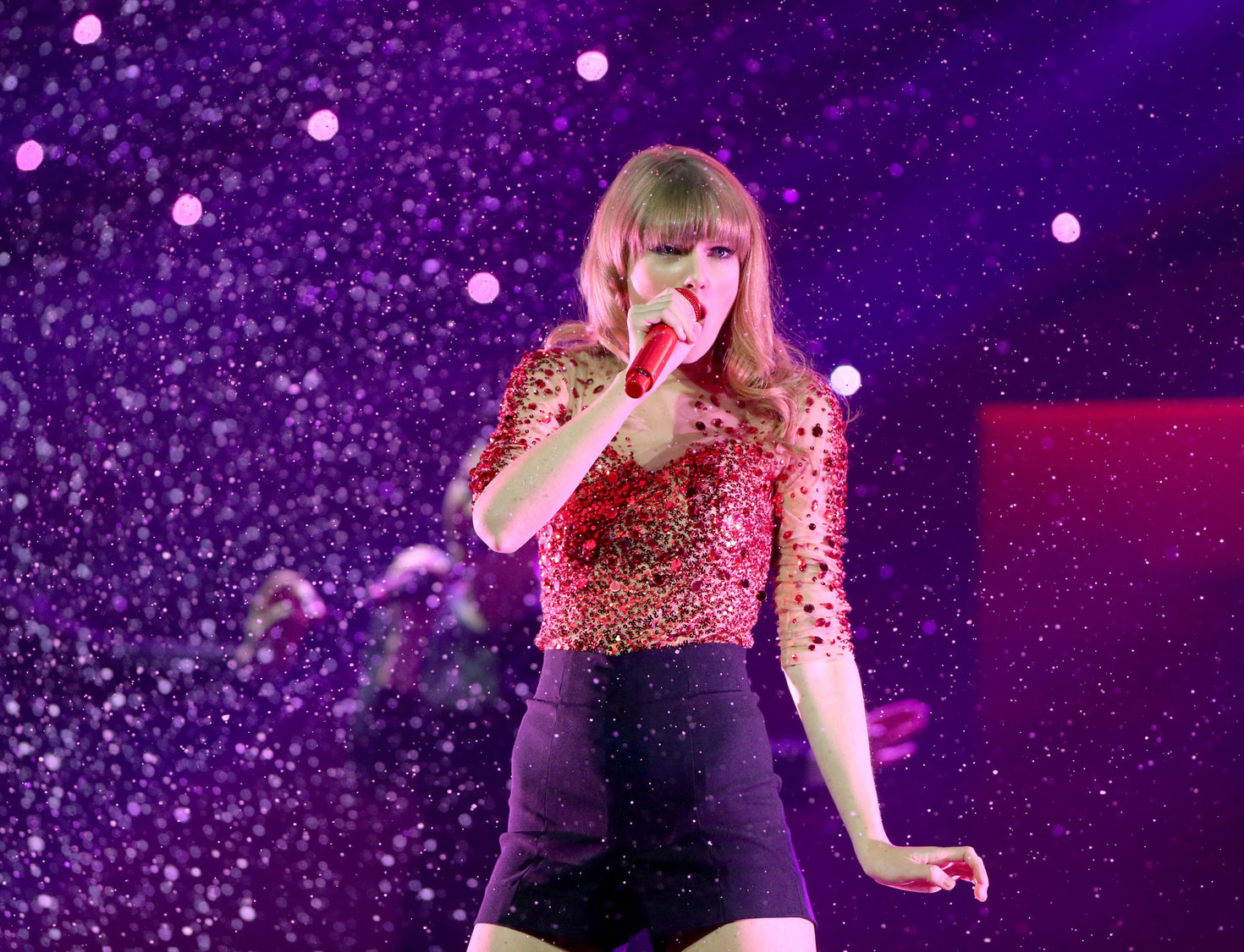 https://img5.hotnessrater.com/237986/TaylorSwift-EatShitMAGAtrash.jpg