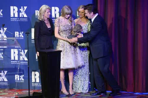 Taylor Swift Ripple of Hope Gala at The New York Marriott Marquis March 12, 2012 