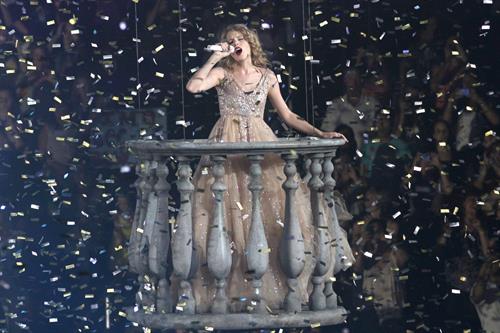 Taylor Swift performing live at prudential center in Newark July 20, 2011