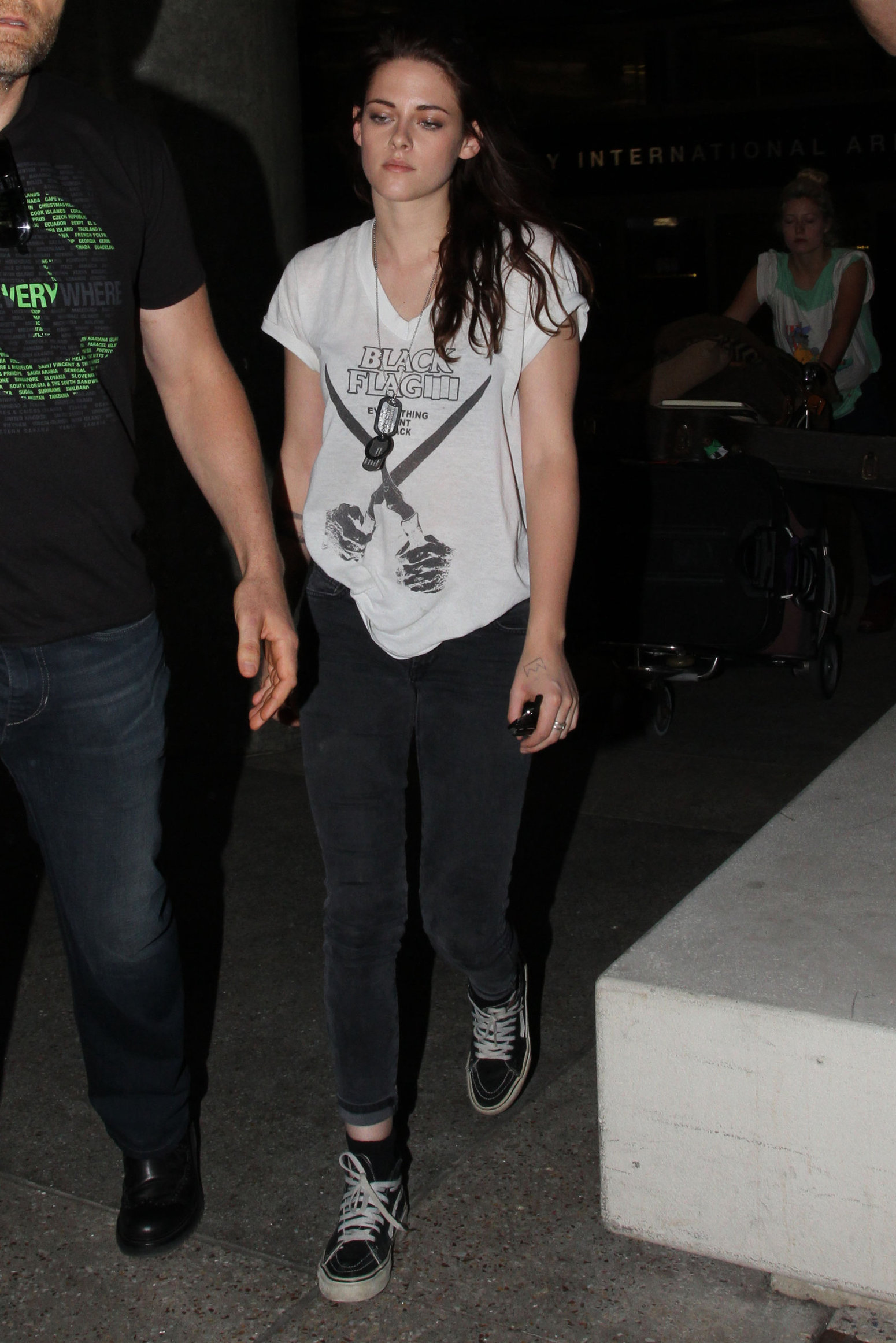 Kristen Stewart – Los Angeles airport arrival 10/4/13  