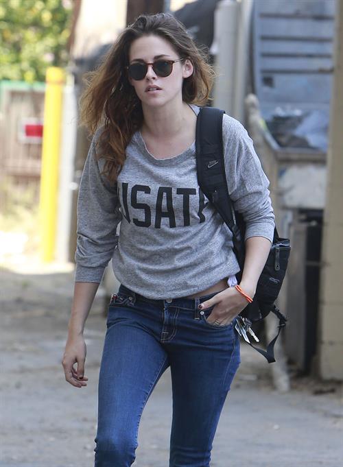 Kristen Stewart walking in Los Angeles - June 13, 2013 