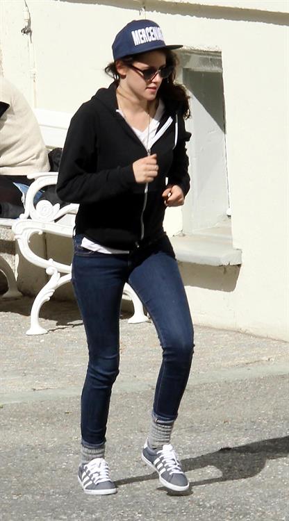 Kristen Stewart playing with a ball on the set of  Sils Maria  in Switzerland September 20, 2013  