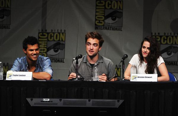 Kristen Stewart -  The Twilight Saga: Breaking Dawn - Part 2  Comic-Con Press Conference in San Diego (12 Jul 2012)