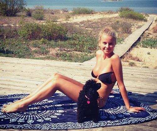 Angelika Nina Melnyk