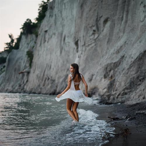 Angelika Nina Melnyk