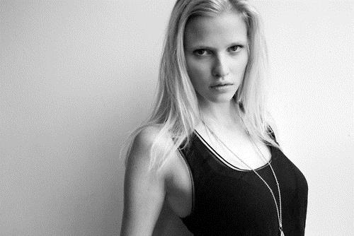 Lara Stone