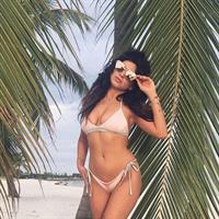 Jessica Vaugn in a bikini