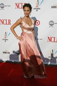 Jessica Alba 2008 NCLR Alma awards in Pasadena 