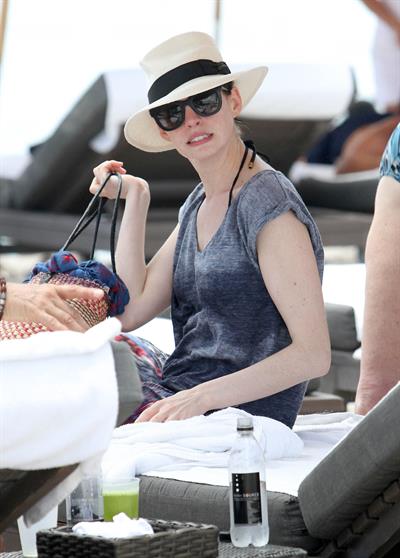 Anne Hathaway on a Beach in Miami 11 05 12 
