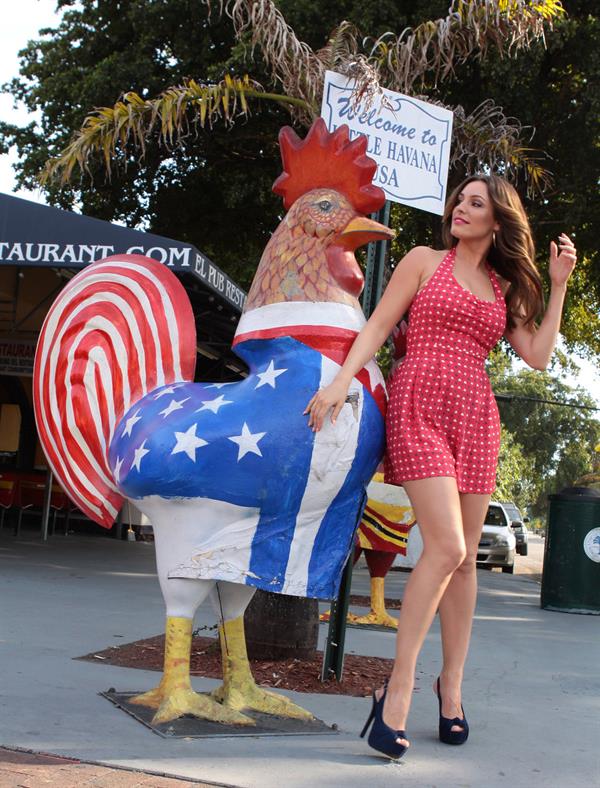 Kelly Brook - New Look Photoshoot In Miami February 4, 2013 