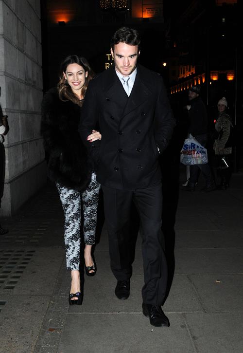 Kelly Brook birthday dinner with Thom Evans at The Wolseley restaurant London November 23, 2012 