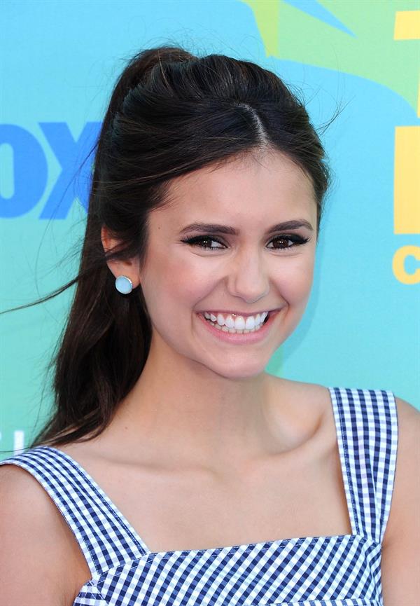 Nina Dobrev Teen Choice Awards 2011, 7-8-11 