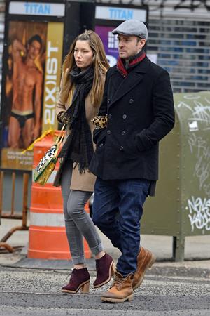 Jessica Biel taking a stroll with her fairly unknown boyfriend in New York City (01.03.2013) 