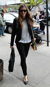 Jessica Biel - Spotted in New York City (06.05.2013) 