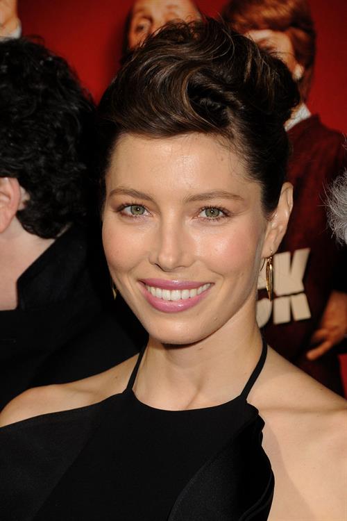 Jessica Biel  Hitchcock  Los Angeles Premiere (November 20, 2012)