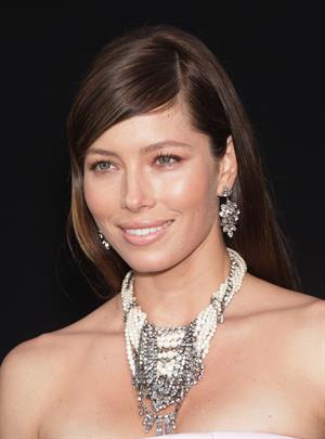 Jessica Biel  Total Recall  Los Angeles Premiere - August 1 2012 