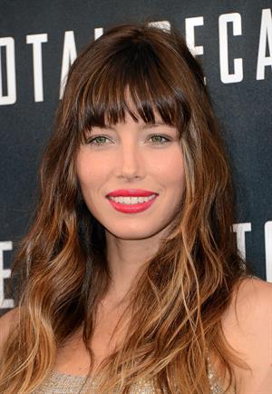 Jessica Biel poses at the Total Recall - Los Angeles Photo Call on July 28, 2012 in Beverly Hills, California